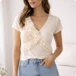 Deletta Anthro Cream Ruffle Layer Flower appliqués Romantic Sheer Soft Blouse L